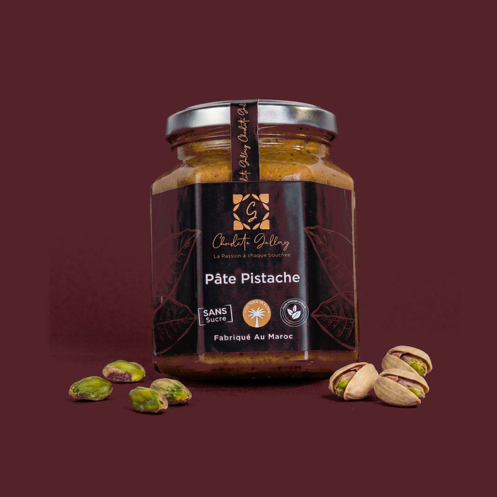 Pâte de Pistache — fond bordeaux
