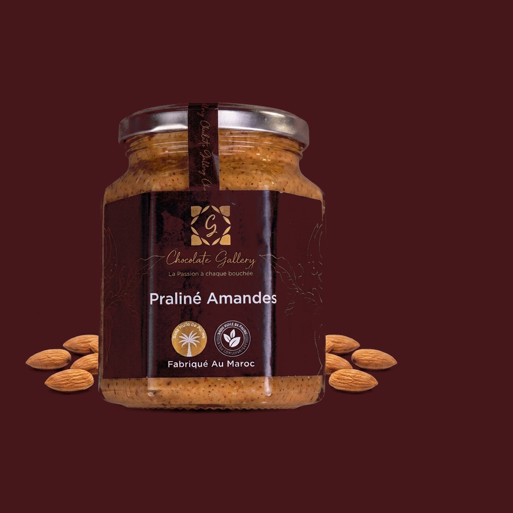 Praliné Amande — fond bordeaux